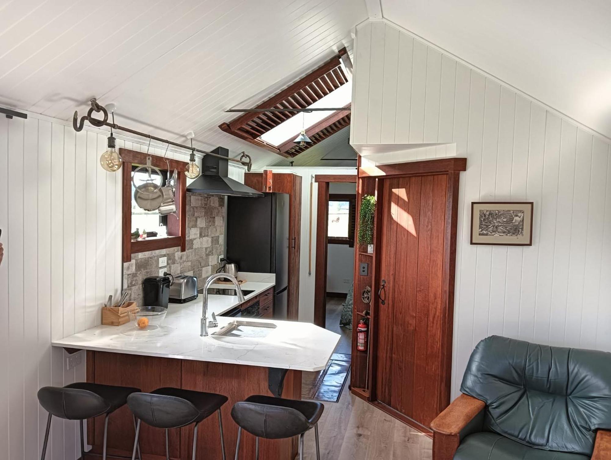 The Hut 56 Villa Whitianga Exterior photo